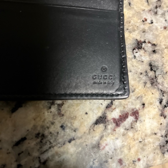 Men's Authentic Gucci Foldable Wallet - Picture 4 of 7